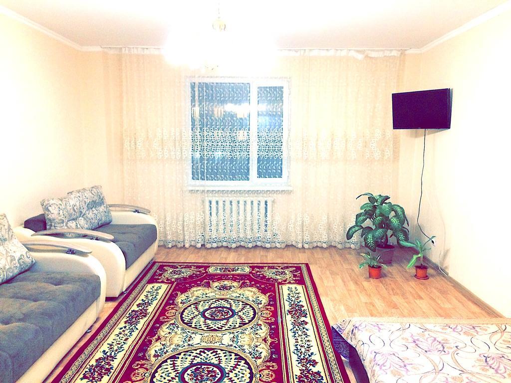 Apartments On Q. Batyr 40 Астана Екстер'єр фото